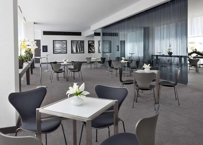 Radisson Blu Aqua